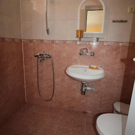 Family Kostovi Guest house 2*